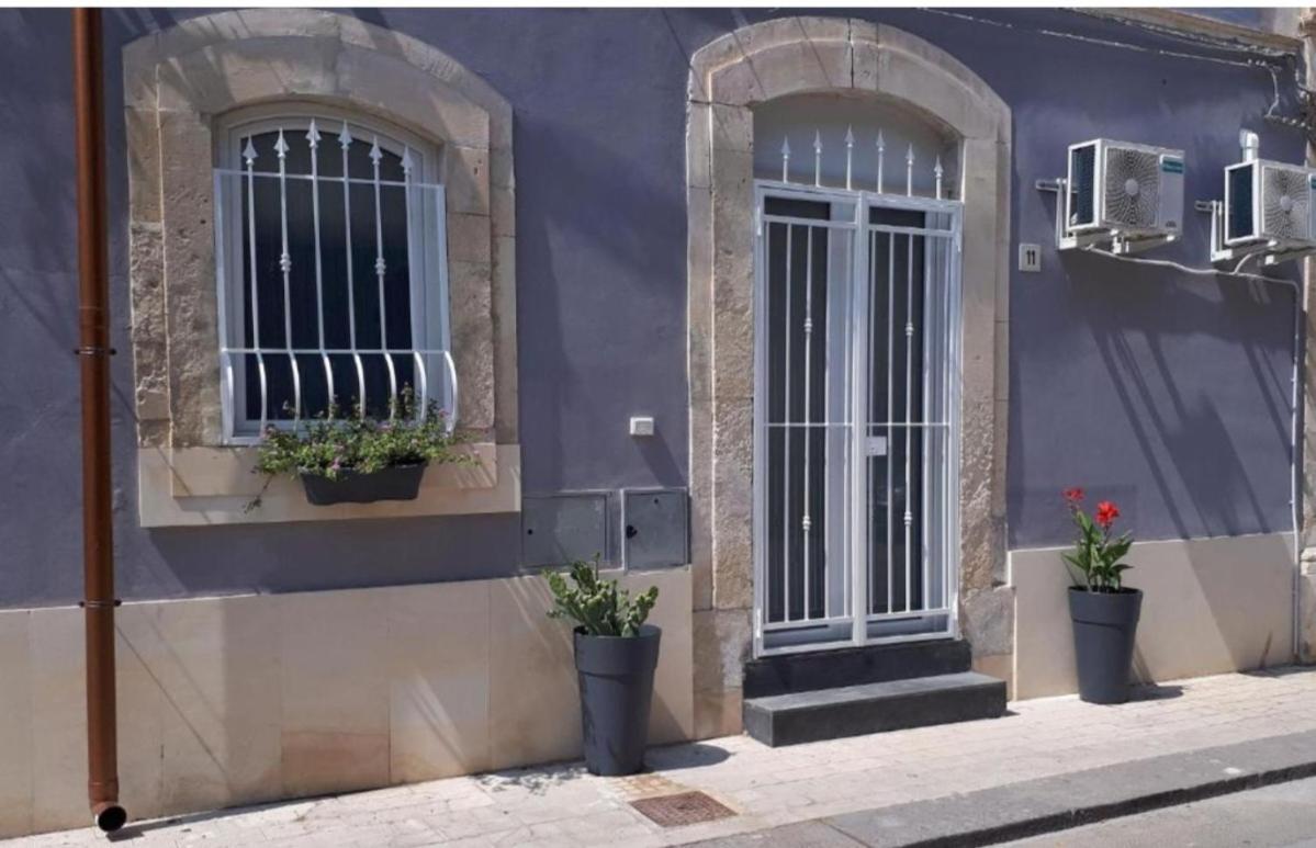 Eleven Villa Syracuse Exterior photo